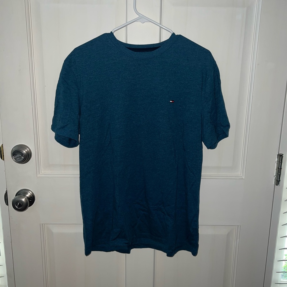 Tommy t shirt in a dark blueish teal.